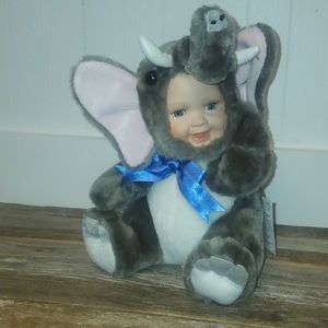 Geppeddo Aaron Elephant